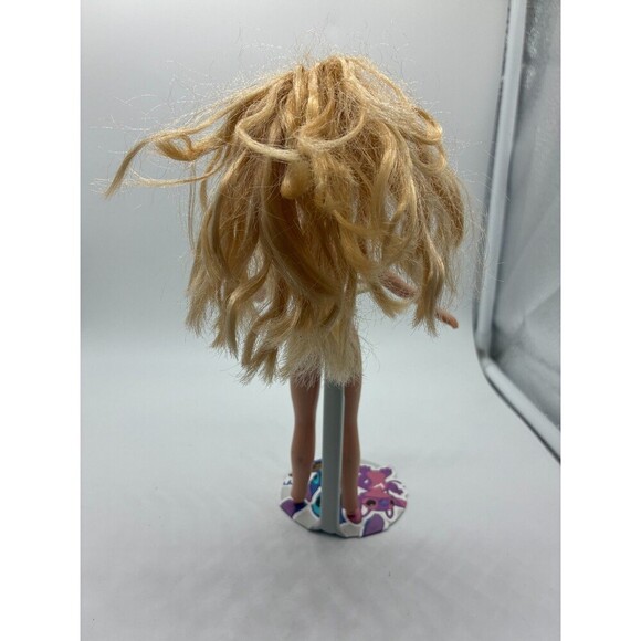 Bratz Cloe Doll Nude Blonde Hair Blue Eyes No Clothes Loose - Picture 2 of 3